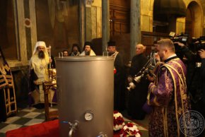 За 9-и път в историята: Православната ни църква вари свето мироЗа 9-и път в историята: Православната ни църква вари свето миро