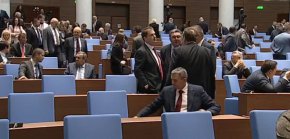 На живо: Дебатите по втория вот на недоверие към кабинета Желязков