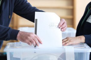  Тройни избори в София на 15 юни