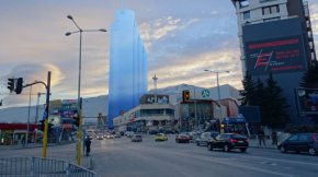  Лесно ще обжалнат спирането на небостъргача, заповедта нарочно така е направена