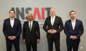  Антонио Коща се запозна с работата на младите учени от INSAIT