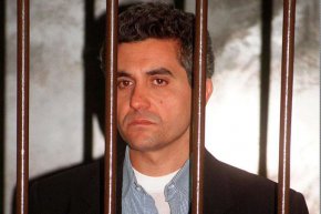 Почина в болница, след като се застреля, убиецът на модния крал Маурицио Гучи 