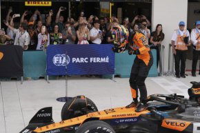 Пиастри триумфира в Гран при на Маями във Формула 1 