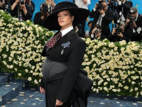 Риана е бременна с бебе № 3