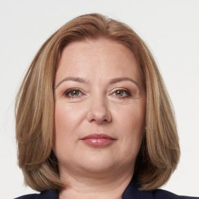 Частните болници ще провеждат обществени поръчки при закупуване на медикаменти: На първо четене