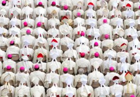 Кардиналите сами си плащат Конклава от заплатите си по €5500