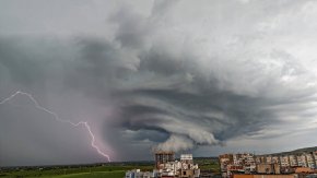  Бурята до Бургас: Фото на деня  Бурята до Бургас: Фото на деня 