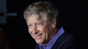 Бил Гейтс обяви план да раздаде „почти всичките“ си пари и да закрие фондацията си след 20 години