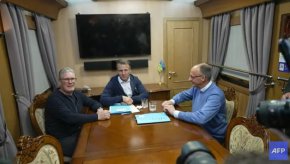 Захар ли виждаме или нещо друго? Съдбата на Европа се решава от зависими: Русия за видеото с Макрон, Мерц и Стармър във влака