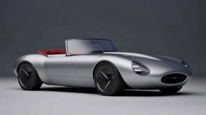Иън Калъм възражда Jaguar E-Type с модерна визия и класически дух