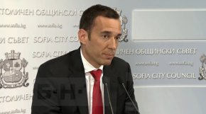   Създадоха си кризата, решиха си я, чакаме следващия епизод: Терзиев