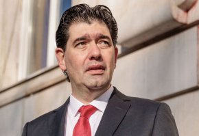 Зам.-кметът по финанси бави парите за заплатите в транспорта: Иван Таков