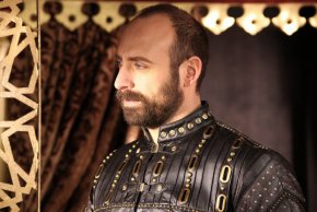  Звезда от Великолепният век осъдена на 1 г. и 10 месеца затвор за даване на неверни показания