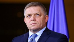 Словакия не е малко учениче, което трябва да бъде поучавано: Фицо
