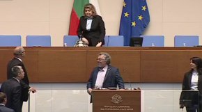 Скандал в НС с Манол Пейков и Възраждане заради изучаването на руски език в училищата 