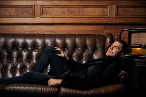 Иво Аръков стана и певец след актьор, тв водещ, поет и инфлуенсър