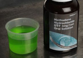 Откриха 1 млн. лв. в кабинета на пловдивските лекари, задържани за разпространение на метадон 