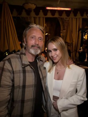   М. Бакалова с ЧРД от 2-те страни на Океана (ФОТОГАЛЕРИЯ)