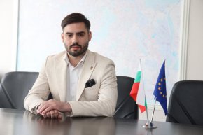  Връщаме си 100 завзети апартамента и централата на ДПС: Областният управител на София-град