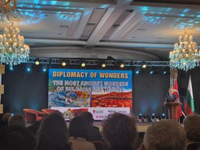 Като присъда: Без АПС на турския прием, ДПС и К. Дал, министри и посланици в Рамада