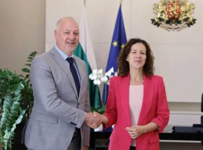 България остава силно ангажирана с прилагането на Европейския стълб на социалните права: Желязков