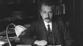 Интелигентните хора са най-щастливи, когато са сами: Проучване