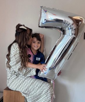   Ева Лонгория си показа детето