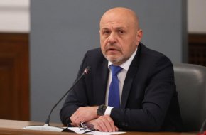 Ще трябва да преквалифицираме много хора заради навлизането на ИИ: Дончев