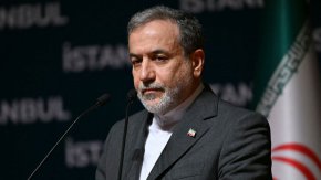 Висш ирански дипломат очаква „критични“ разговори с Путин