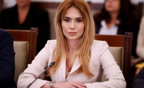   КЗП започна действия срещу необосновано увеличение на цените на основни стоки: Мария Филипова