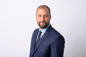 Висш партиен кадър ми предложи подкуп: Кметът на столичния район Люлин, напуснал ПП
