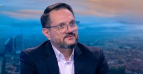 Лена е ключовият човек в ПП за София, активно комуникираше с Барбутов: Общинският съветник Драгомир
