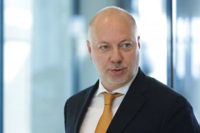 Премиерът свиква институциите за борба с отпадането на ученици 