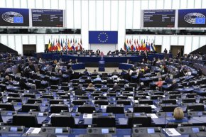 Европейският парламент одобри влизането на България в еврозоната 