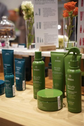  Christian of Roma и Alchemista представиха AVEDA в България