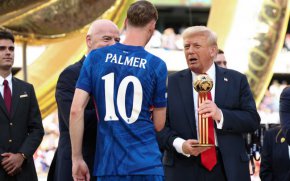   Тръмп обмисля указ за смяна на думата „soccer“ с „football“