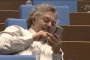 Този видимо неадекватен човек създава смут в залата: Костадинов към Манол Пейков