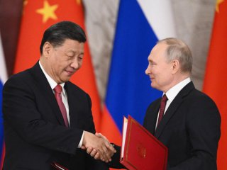Си събира Тръмп и Путин в Пекин на 3 септември?
