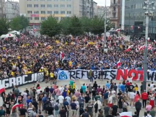 Протести срещу имиграцията обхващат Полша