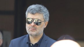 Приятелят Тошо Славков отлетя в деня на смъртта на майка си: Как го помним