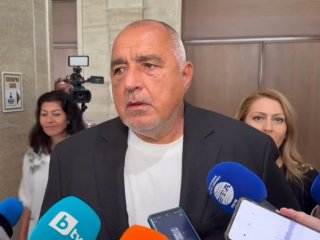 Царят вкара България в НАТО и ЕС, аз вкарах страната в Шенген и Еврозоната: Борисов