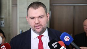 Да закрием КПК: Пеевски