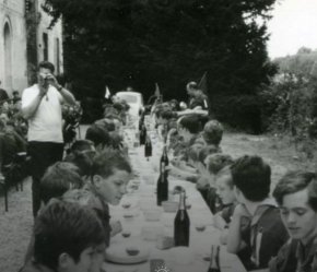 Вино за обяд за учениците до 1956г. във Франция