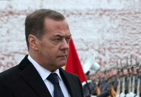 Медведев към Тръмп: Русия не е Израел