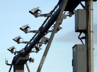  1000 претоварени ТИРа само за ден хванати от тола