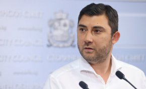  Заради Асен Василев си отива соф. зам.-кметът: Контрера