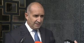  Аз съм закупуване на техника, но не в МВР, а във военно-въздушните сили: Радев