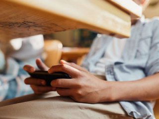 С религия и без смартфони: Просветният закон мина първо четене в комисия