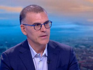 Наглост е концесионерът на Летище СФ да не плаща такси 3 г. след К19: С. Дянков