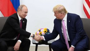 Тръмп и Путин се срещат до дни, но без Зеленский
